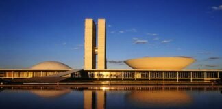 ¿Sale el Mensalão y entra el Presupuesto Secreto?